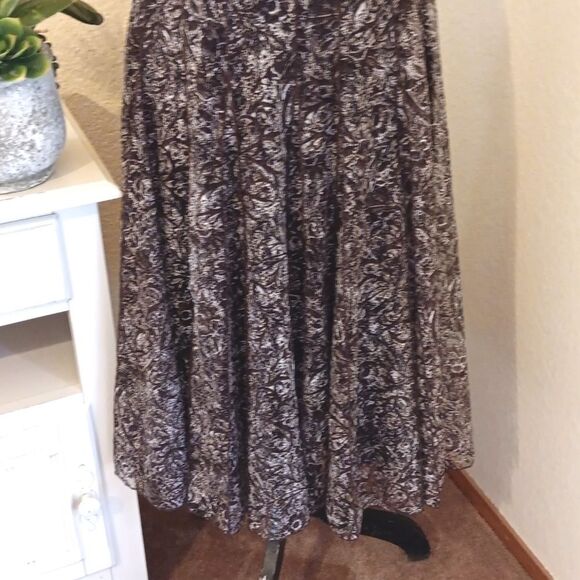 Coldwater Creek Chocolate Brown Floral Dress - Picture 3 of 11